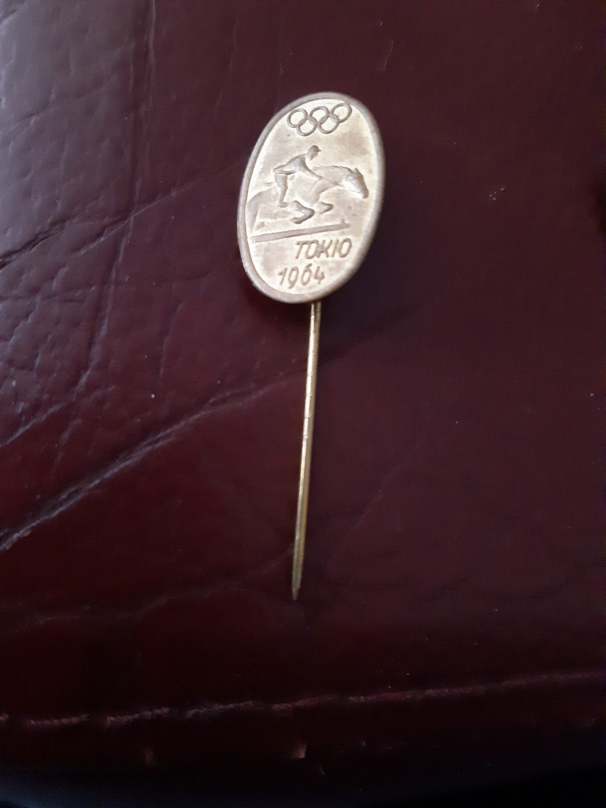 Speldje Olympische spelen Tokio 1964, Ophalen of Verzenden, Zo goed als nieuw, Sport, Speldje of Pin