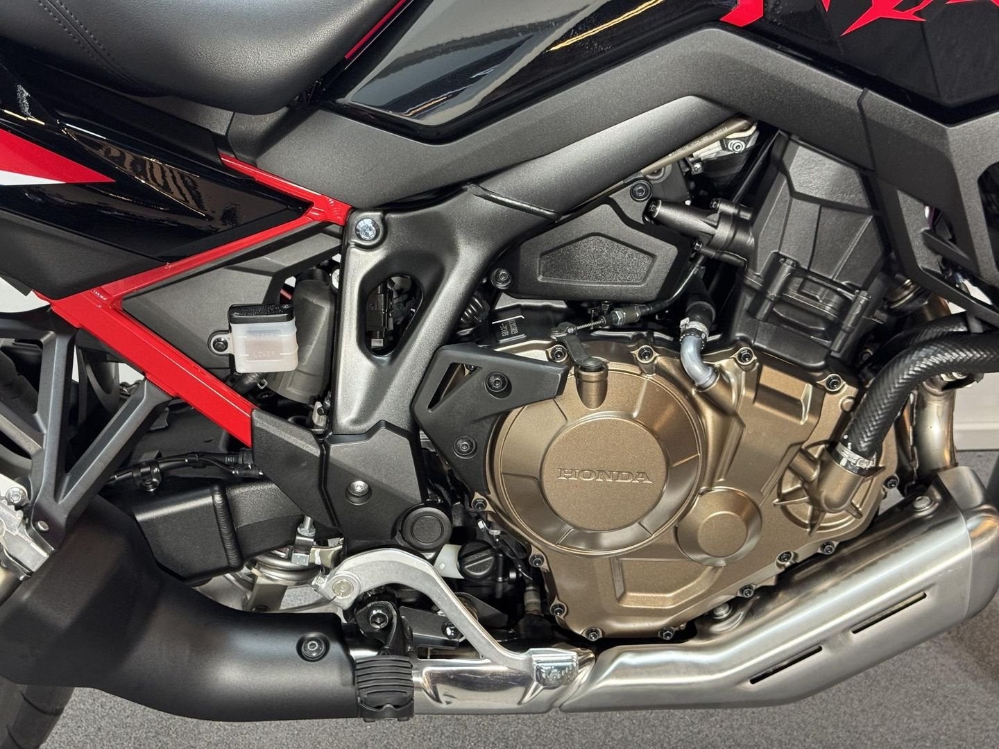 HONDA CRF 1100 L AFRICA TWIN (bj 2024), Motoren, 2 cilinders, HONDA, Bedrijf, Onbekend