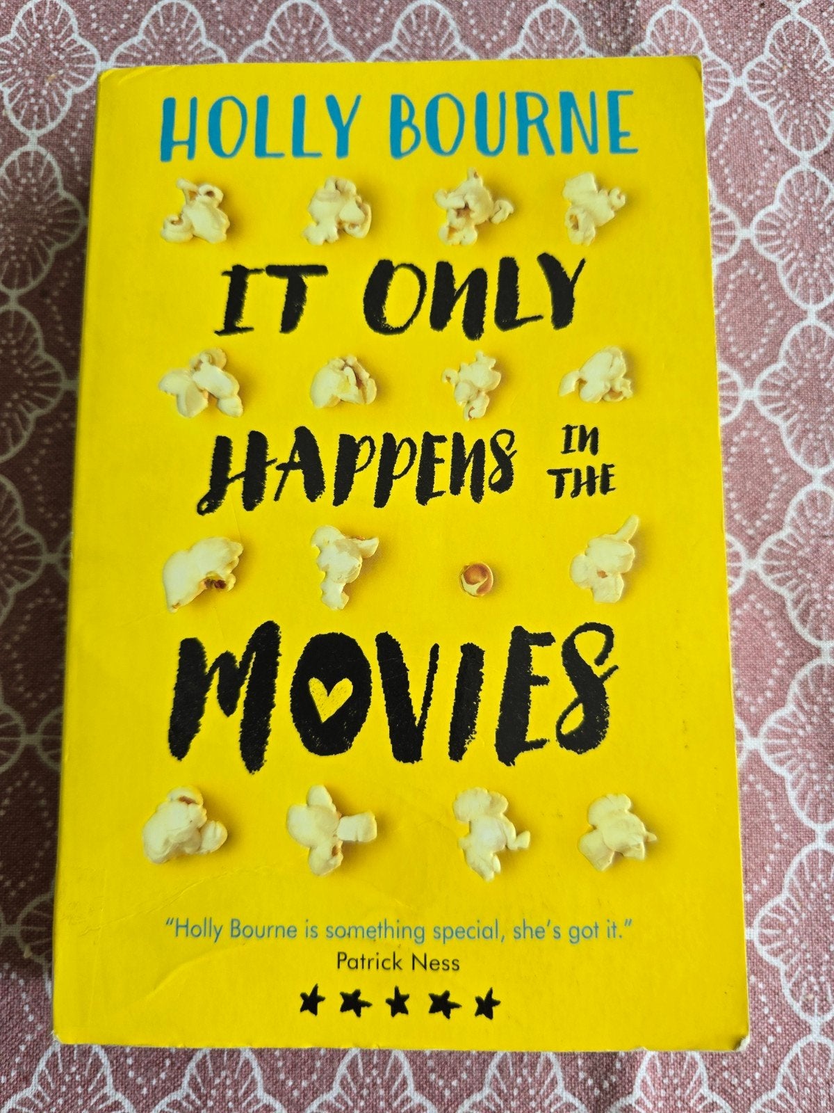 It Only Happens in the Movies, Boeken, Ophalen of Verzenden, Gelezen