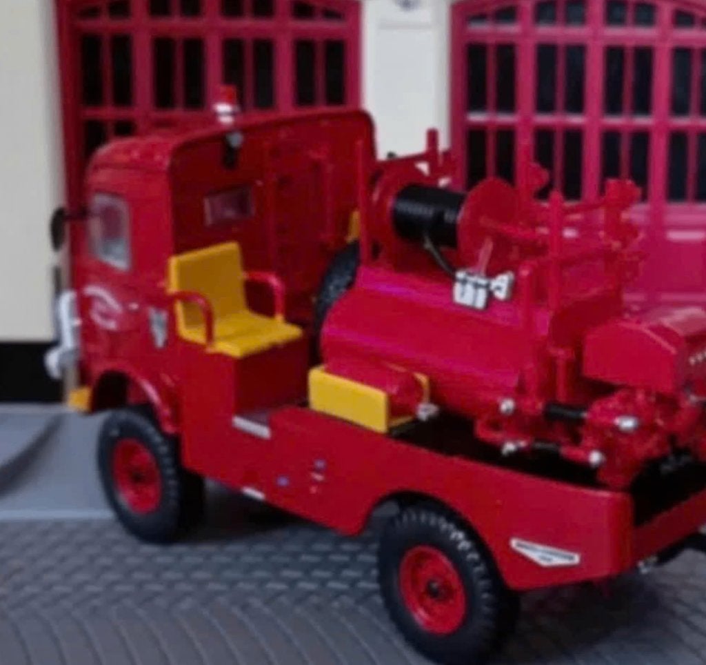 Renault R2240 4x4 CCFM Maheu Labrosse brandweer 1/43 # 22