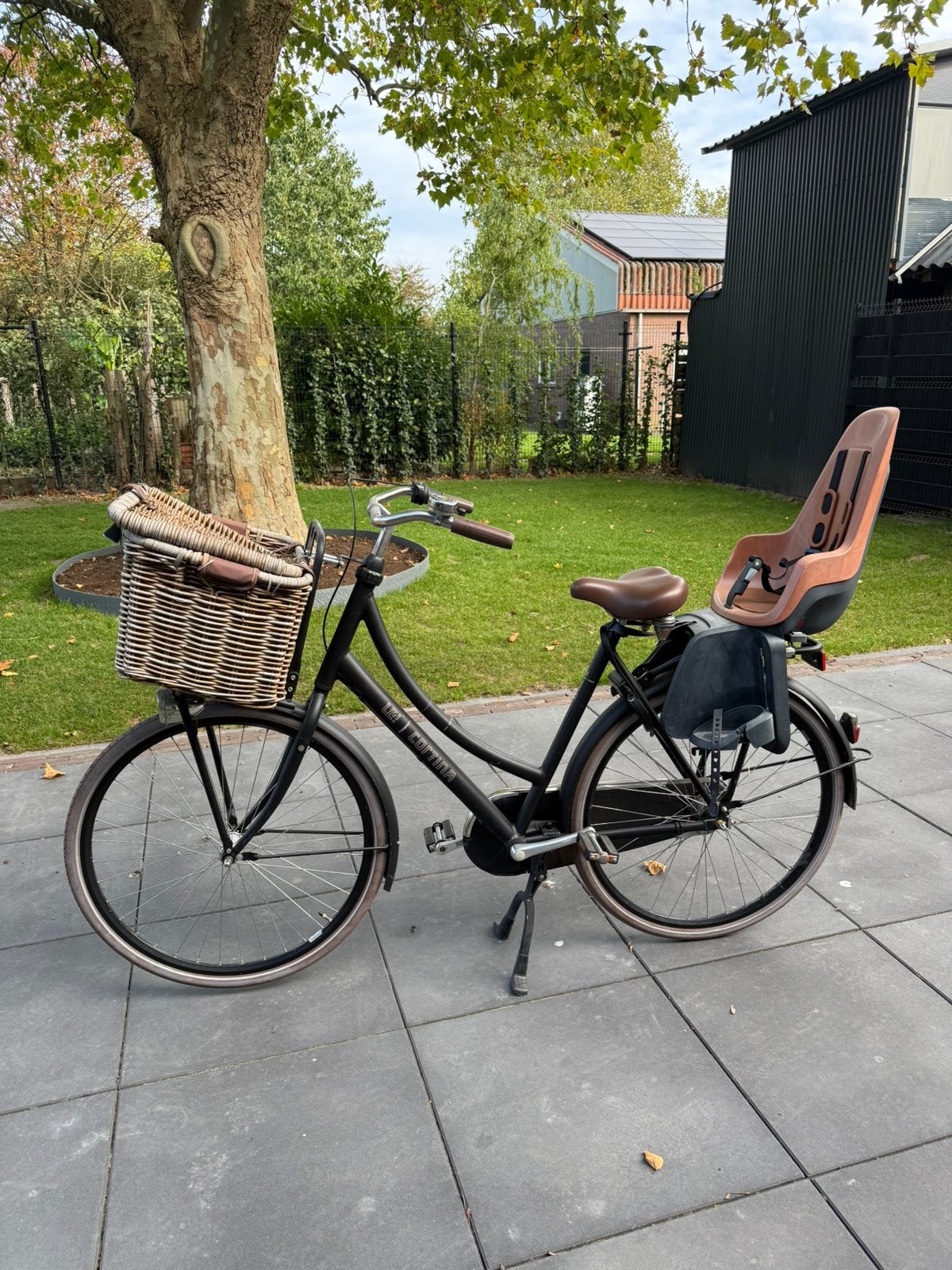 Zwarte Cortina u4 transport met Bobike kinderzitje, Terugtraprem, Mandje, 1 zitje, Ophalen