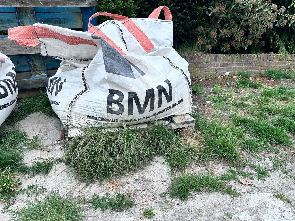 Mestselzand gratis af te halen, Ophalen of Verzenden