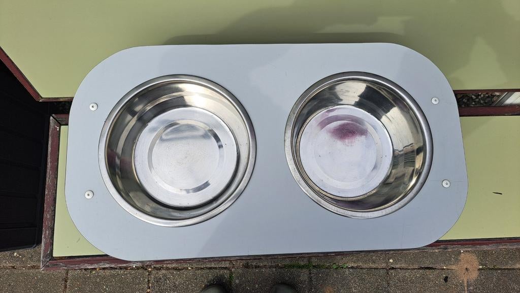 Voerbakken voor grote hond, Ophalen of Verzenden, Zo goed als nieuw