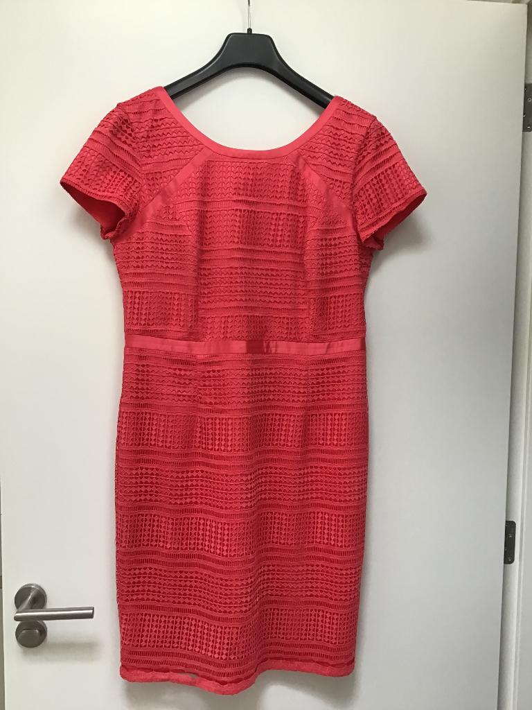 Jurk van Mart Visser, Kleding | Dames, Jurken, Zo goed als nieuw, Maat 42/44 (L), Rood, Knielengte, Ophalen of Verzenden