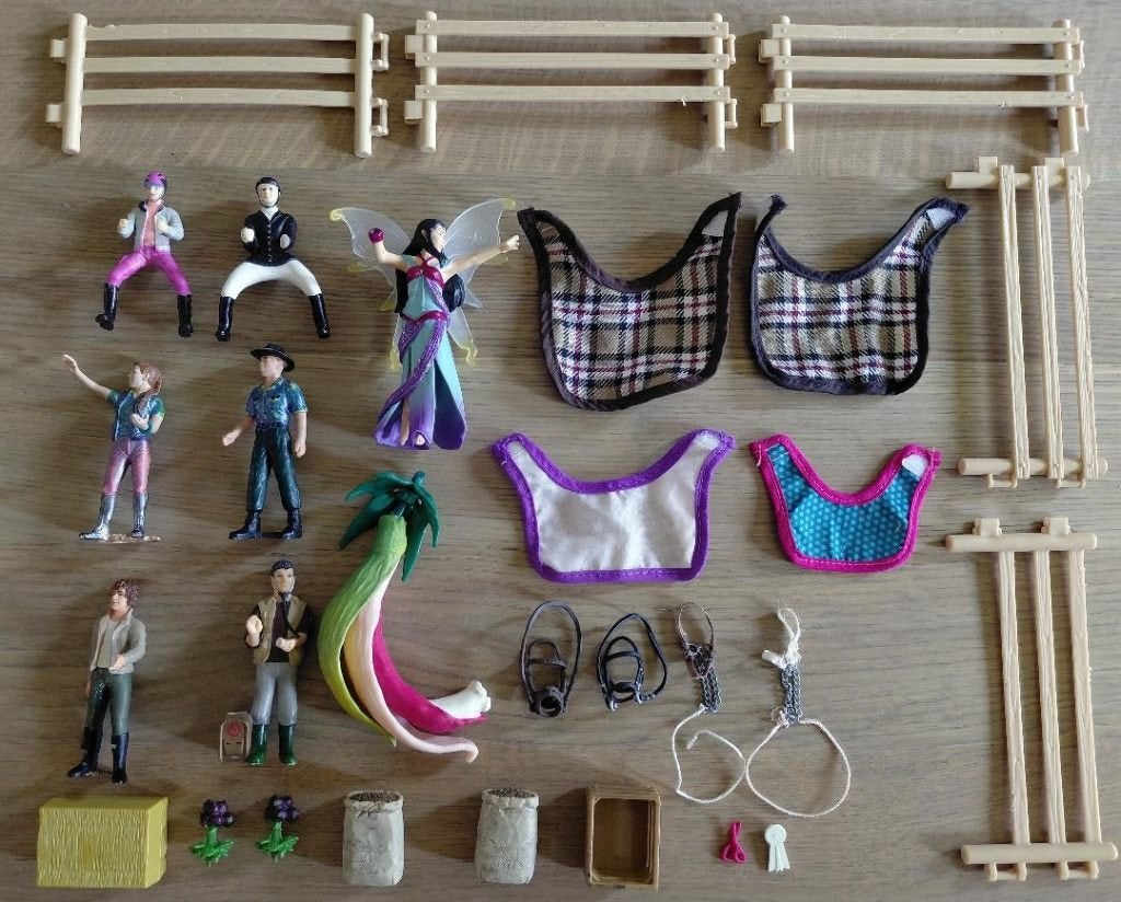 set met schleich accessoires, Ophalen of Verzenden, Gebruikt, Paard, Beeldje of Figuurtje