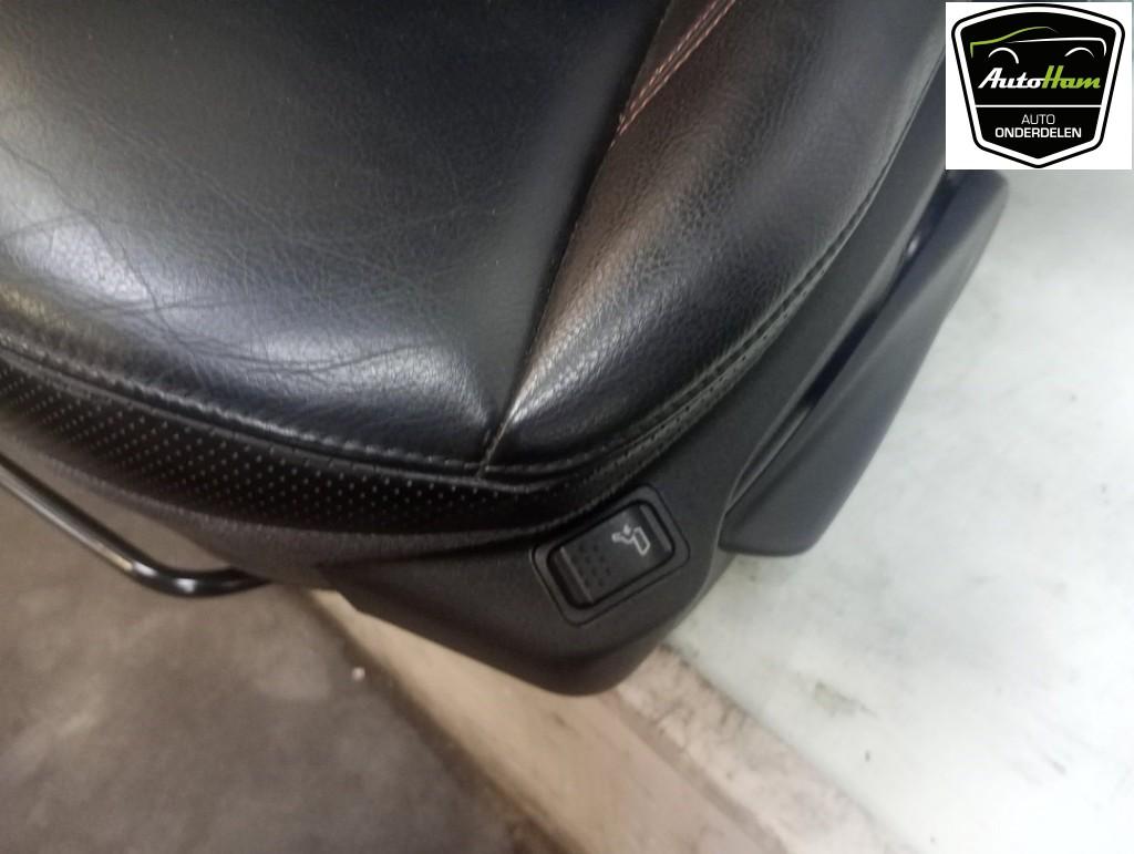 Interieur Jeep Renegade (BU) (2014-07/2018-12), Jeep, Webaccessibility@stellantis.com, Gebruikt, Taurusavenue 1, Hoofddorp 2132 LS, , Nederland