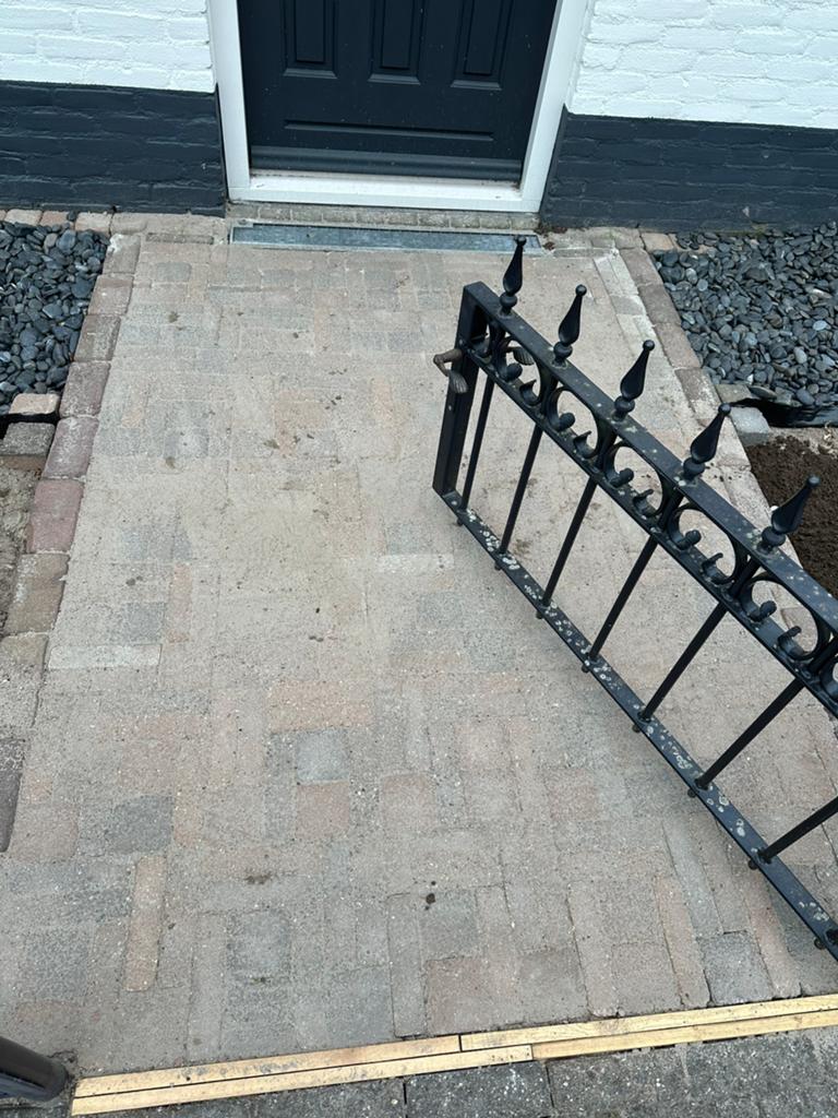 Genoeg Stenen voor klein terras of paadjes, Tuin en Terras, Ophalen, Zo goed als nieuw, Beton, Klinkers