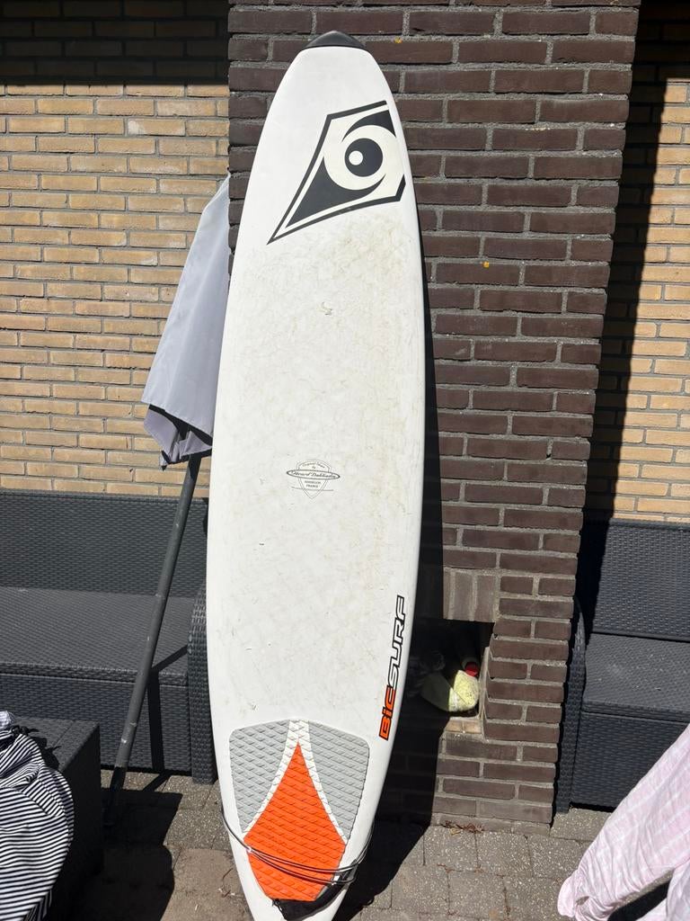 Bic surfboard mini malibu 7.3, Watersport en Boten, Golfsurfen, Ophalen, Gebruikt, Funboard, Met koord