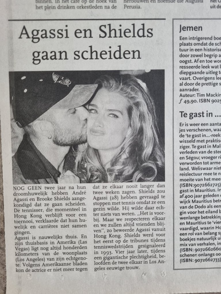 André Agassi en Brook Shields gaan scheiden (1999), Ophalen of Verzenden, 1920 tot 1940, Knipsel(s)