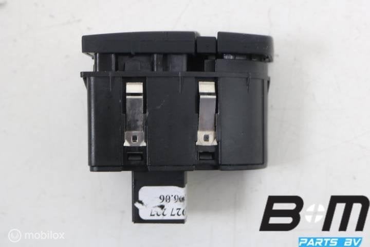 Schakelaar dashboardkastje Audi Q7 4L 4.2 4L1927227, Gebruikt
