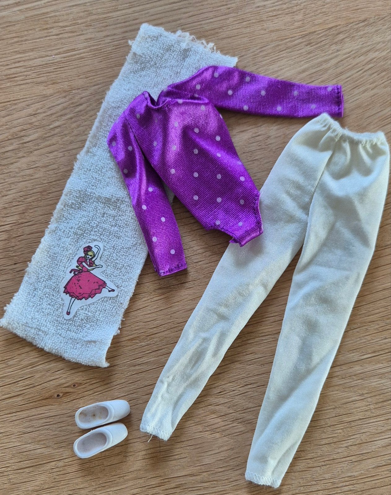 Barbie 1986 #1877 My first Ballerina Fashions 
5 EUR, Verzamelen, Ophalen of Verzenden, Gebruikt, Kleertjes