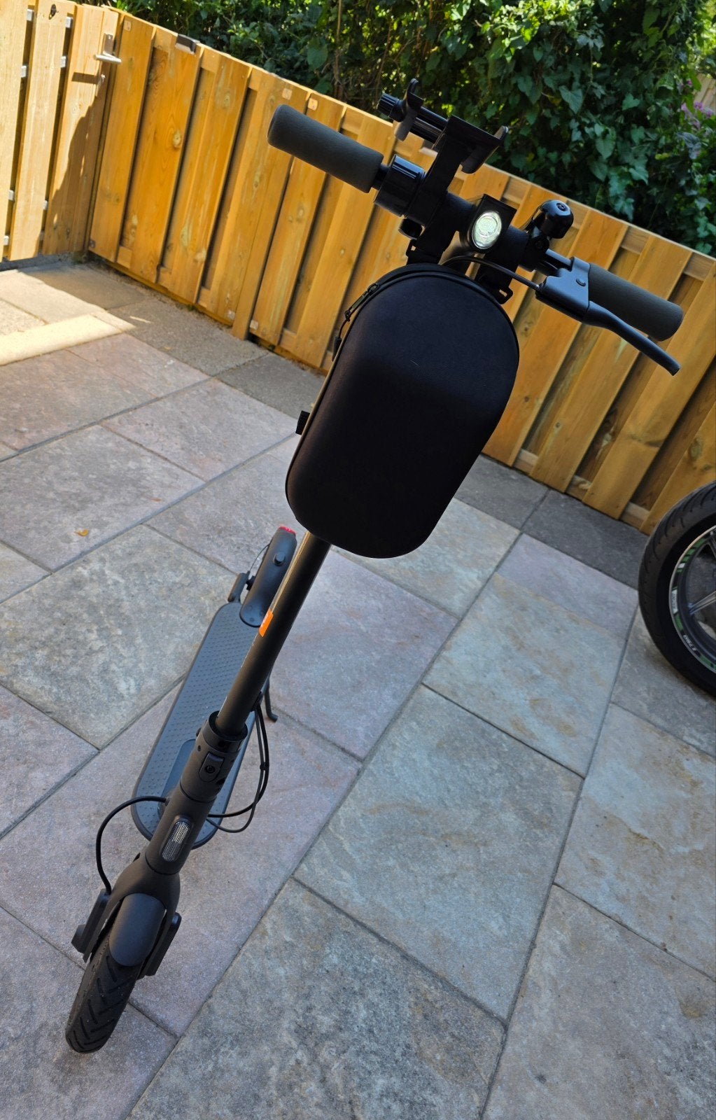 Xiaomi Mi Electric Pro 2 E-step met accessoires, Fietsen en Brommers, Steps, Zo goed als nieuw, Elektrische step (E-scooter), Ophalen