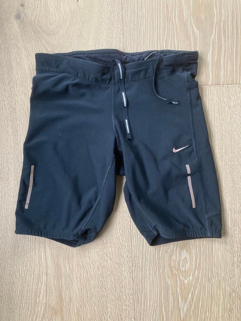 Sportbroekje nike maat S, Zwart, Ophalen of Verzenden, Zo goed als nieuw, Hardlopen of Fietsen