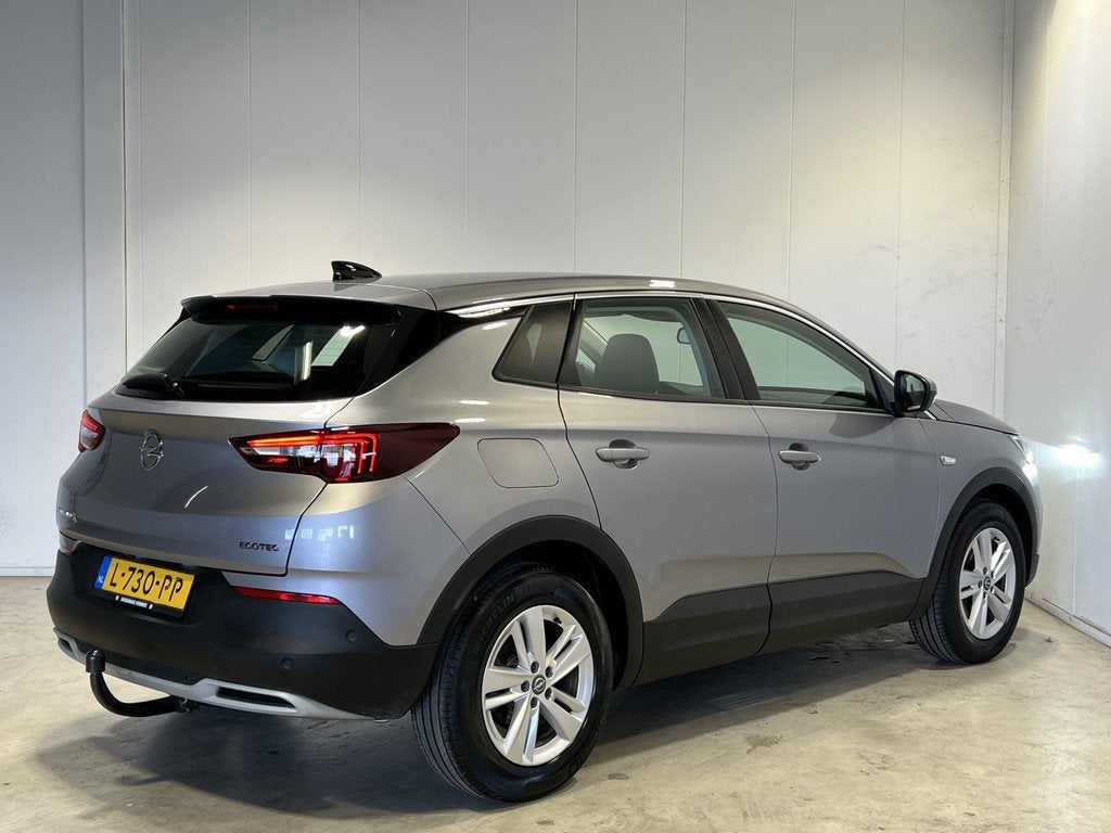 Opel Grandland X 1.2 Turbo Business Elegance | Navigatie/And, Voorwielaandrijving, Stof, Gebruikt, 1199 cc