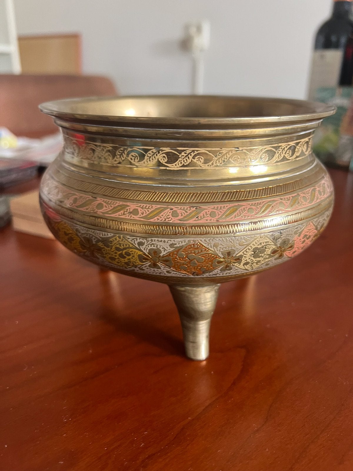 Indiaas koper schaaltje, Ophalen