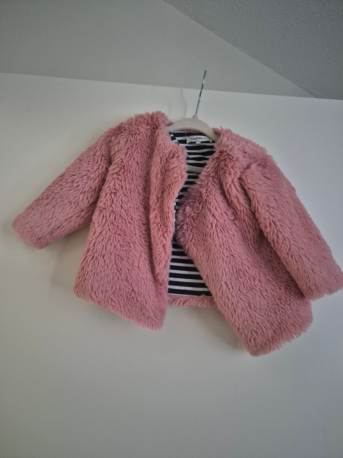 Roze baby jas van Noppies, Kinderen en Baby's, Meisje, Ophalen of Verzenden, Zo goed als nieuw, Jasje