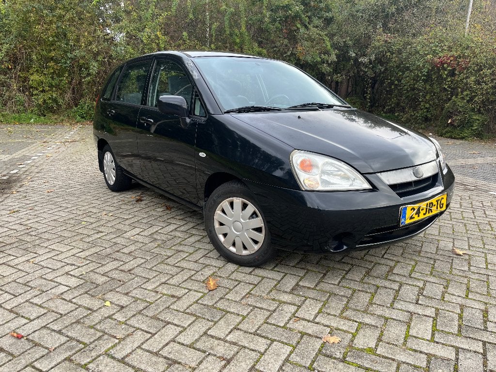 Suzuki Liana 1.6 2002 Zwart, Auto's, Voorwielaandrijving, Stof, 4 cilinders, 400 kg