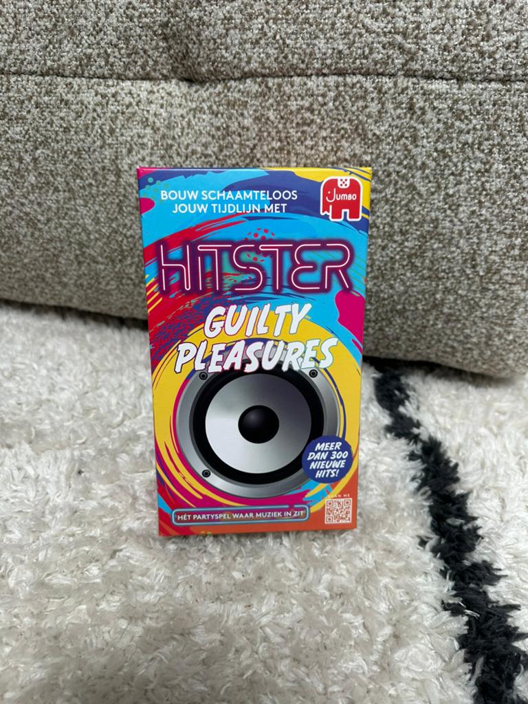 Hitster Guilty Pleasures - Het partyspel waar muziek in zit, Hobby en Vrije tijd, Gezelschapsspellen | Overige, Drie of vier spelers