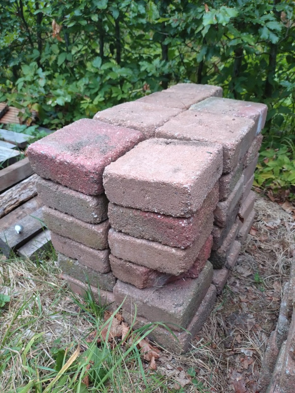 Gratis af te halen: Straatklinkers 15x15 cm, Tuin en Terras, Ophalen, Gebruikt, Klinkers, Minder dan 5 m²