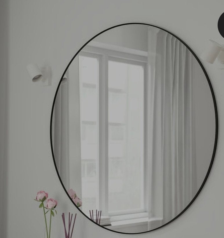 Ikea LINDBYN Ronde spiegel met zwarte rand, Ophalen, 100 tot 150 cm, Rond, Zo goed als nieuw