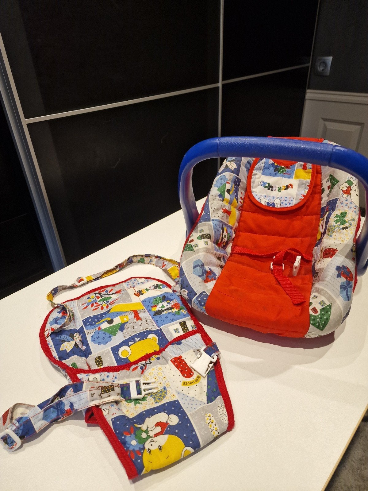 Set van poppen maxi cosi met draagzak, Ophalen of Verzenden, Gebruikt, Babypop