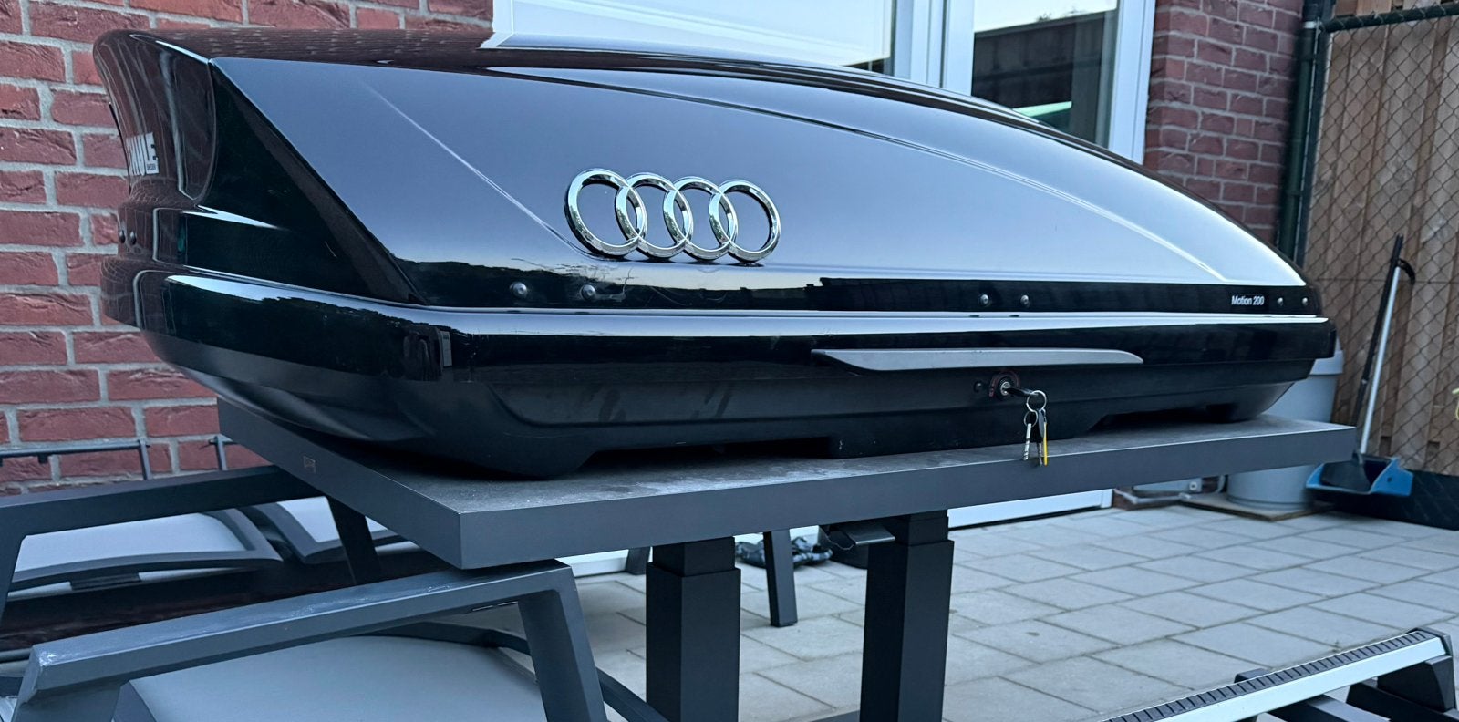 Dakkoffer 410 liter. 2 sleutels, Ophalen, Zo goed als nieuw
