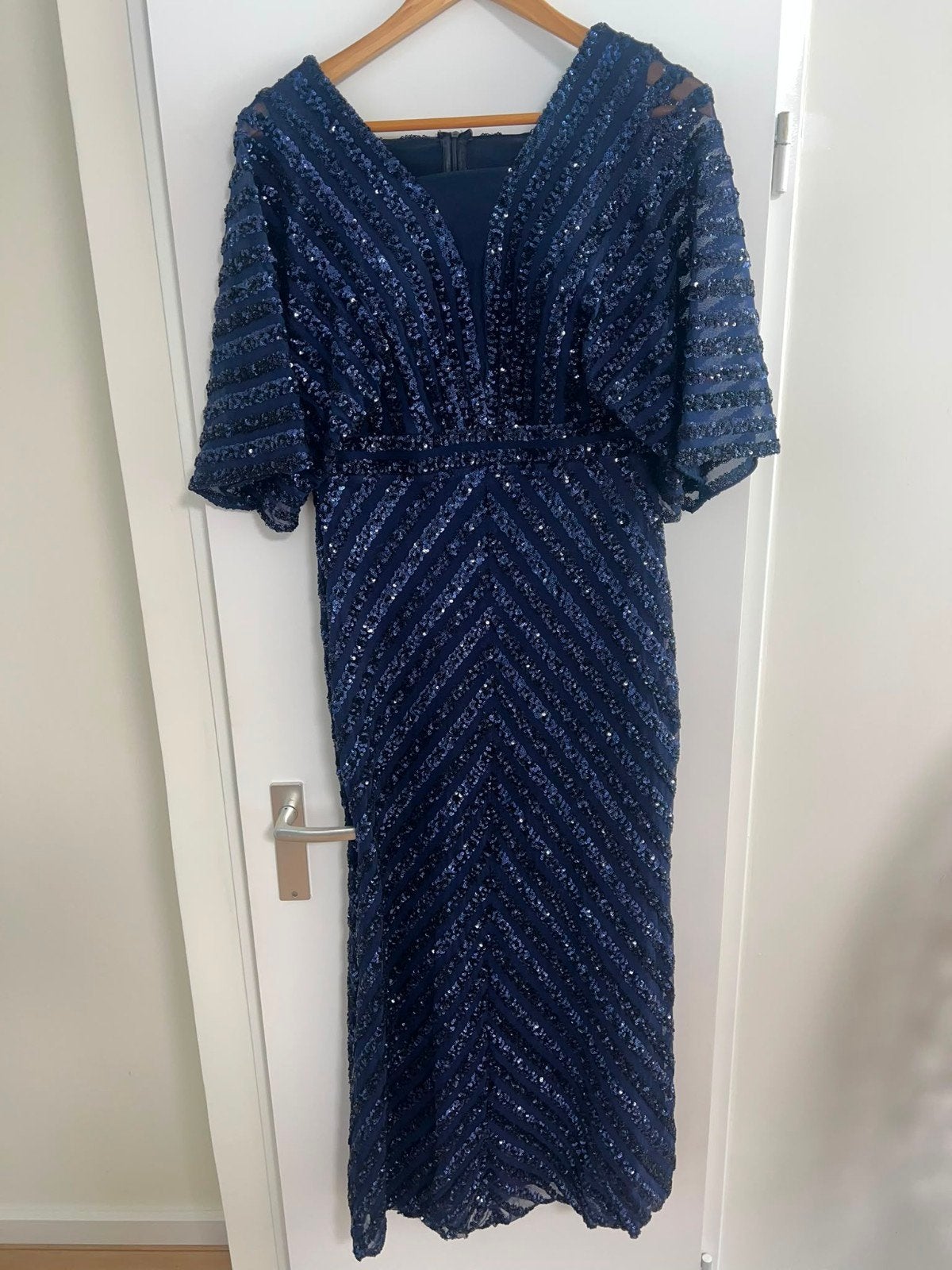 Prachtige donkerblauwe galajurk met pailletten, Kleding | Dames, Jurken, Ophalen, Blauw, Maat 42/44 (L), Onder de knie