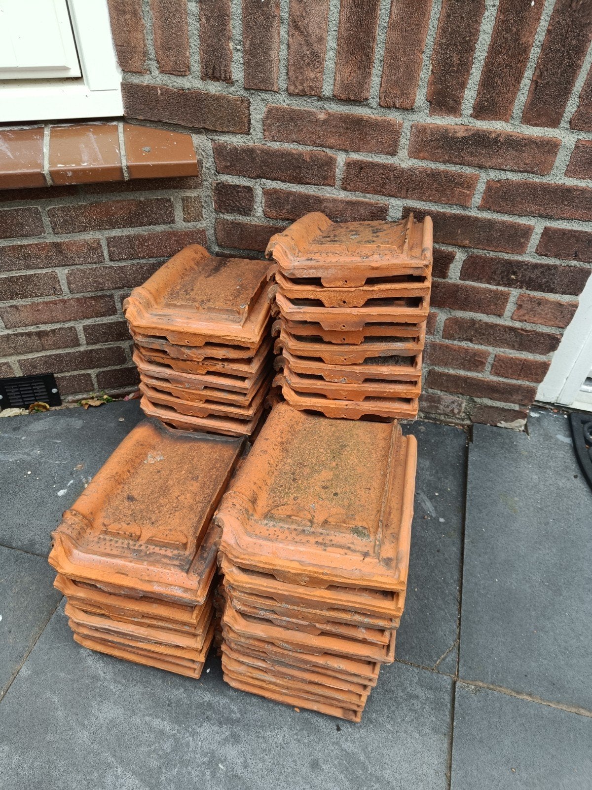 Tuile du Nord pannen 49 stuks origineel jaren 30 dakpan mooi, Doe-het-zelf en Verbouw, Gebruikt, Steen of Klei, Ophalen of Verzenden