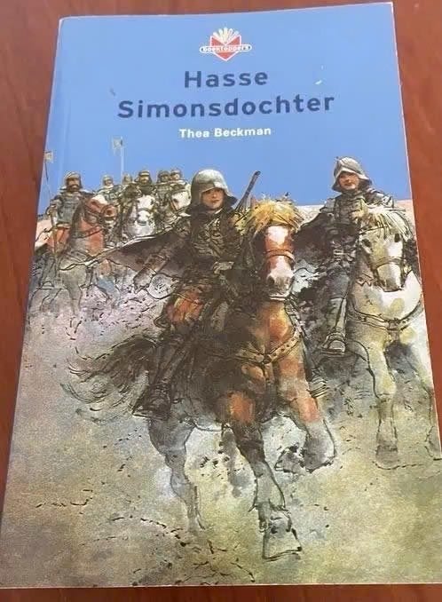 Hasse Simonsdochter van Thea Beckman, Boeken, Verzenden, Gelezen