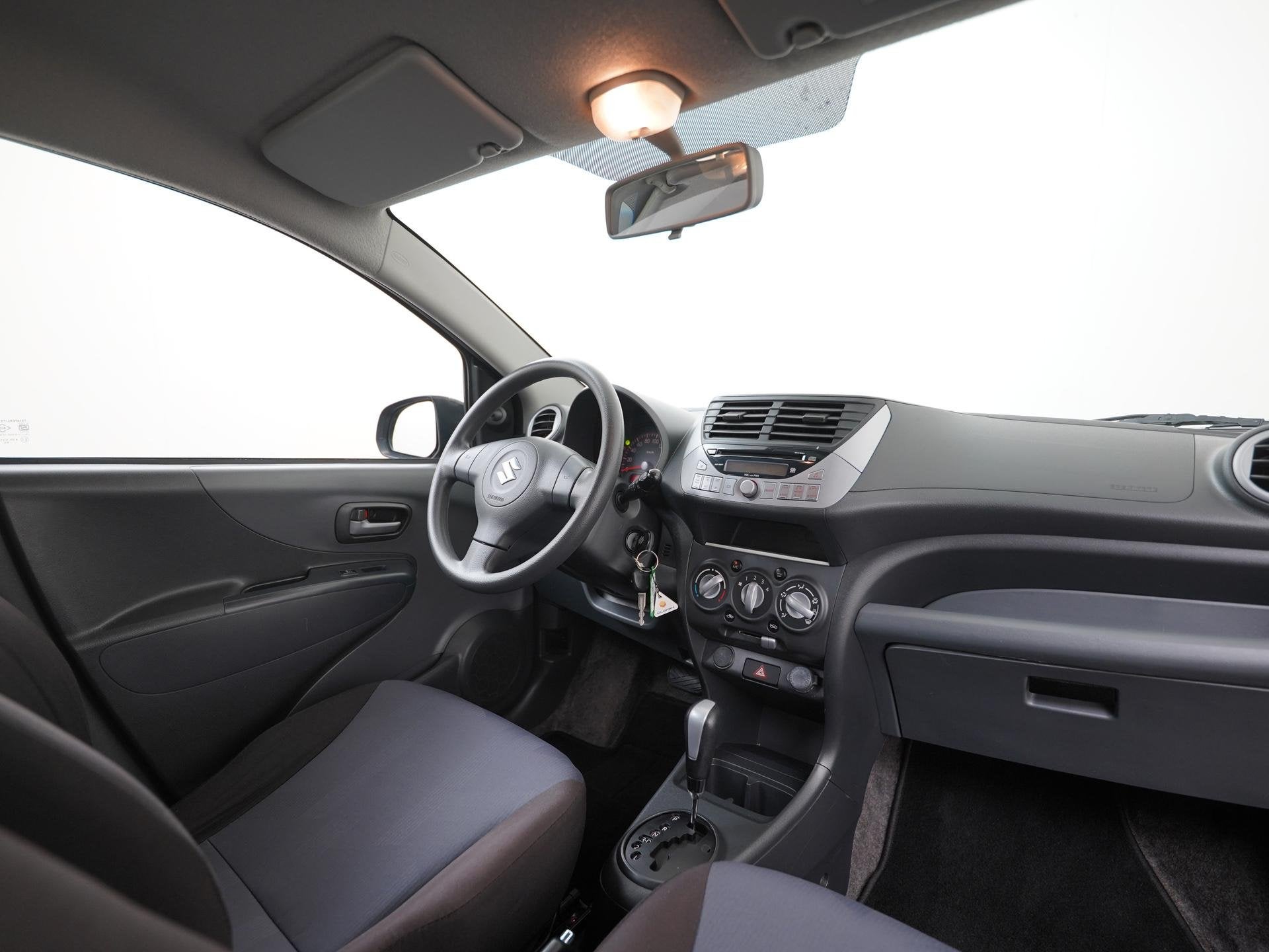 Suzuki Alto 1.0 Celebration VVT Automaat | Airco | Lichtmeta, Stof, Gebruikt, 4 stoelen, Origineel Nederlands