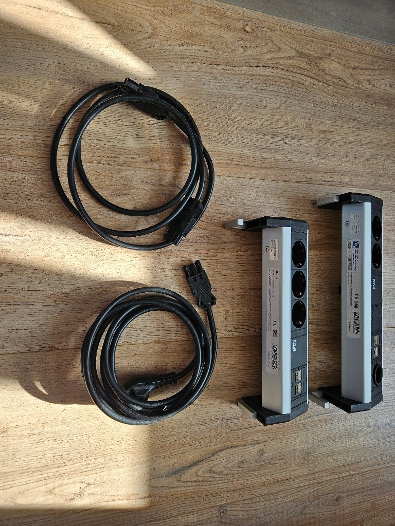 Bachmann Desk 2x met wcd + RJ45, Ophalen of Verzenden, Gebruikt, Bachmann, Stekkerdoos