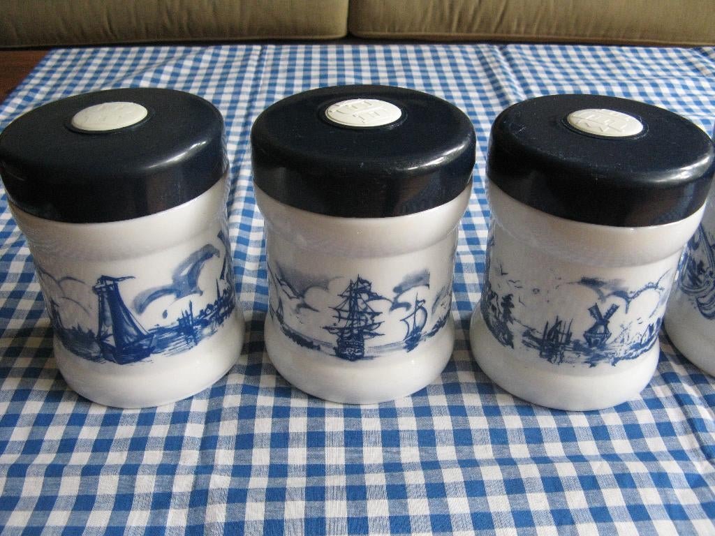 vintage Willem 2 voorraadpotten, Ophalen of Verzenden, Zo goed als nieuw, Voorraadpot, Glas