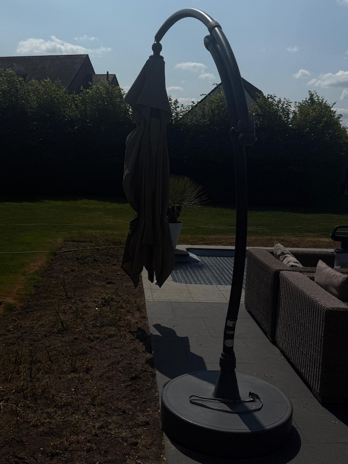Professione parasol, Ophalen, Zo goed als nieuw, Zweefparasol