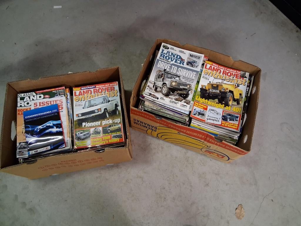 Land Rover Tijdschriften Collectie - (2 Bananendozen), Boeken, Ophalen, Gelezen, Overige merken