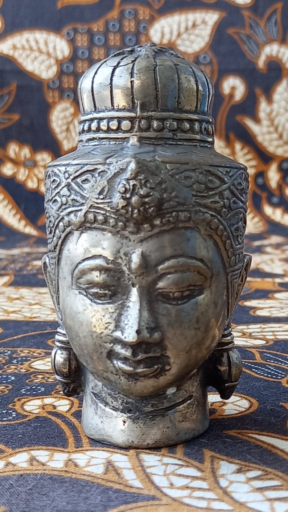 Mooi origineel oud brons beeldje van hoofd van Boeddha., Antiek en Kunst, Zilver, Handgemaakt, Ophalen of Verzenden, Brons