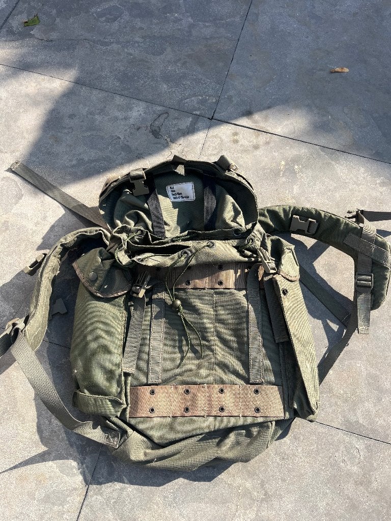 Militaire rugzak KLU 1993 8465-17-106-4439, 40 cm of meer, Gebruikt, Ophalen of Verzenden, Trekking