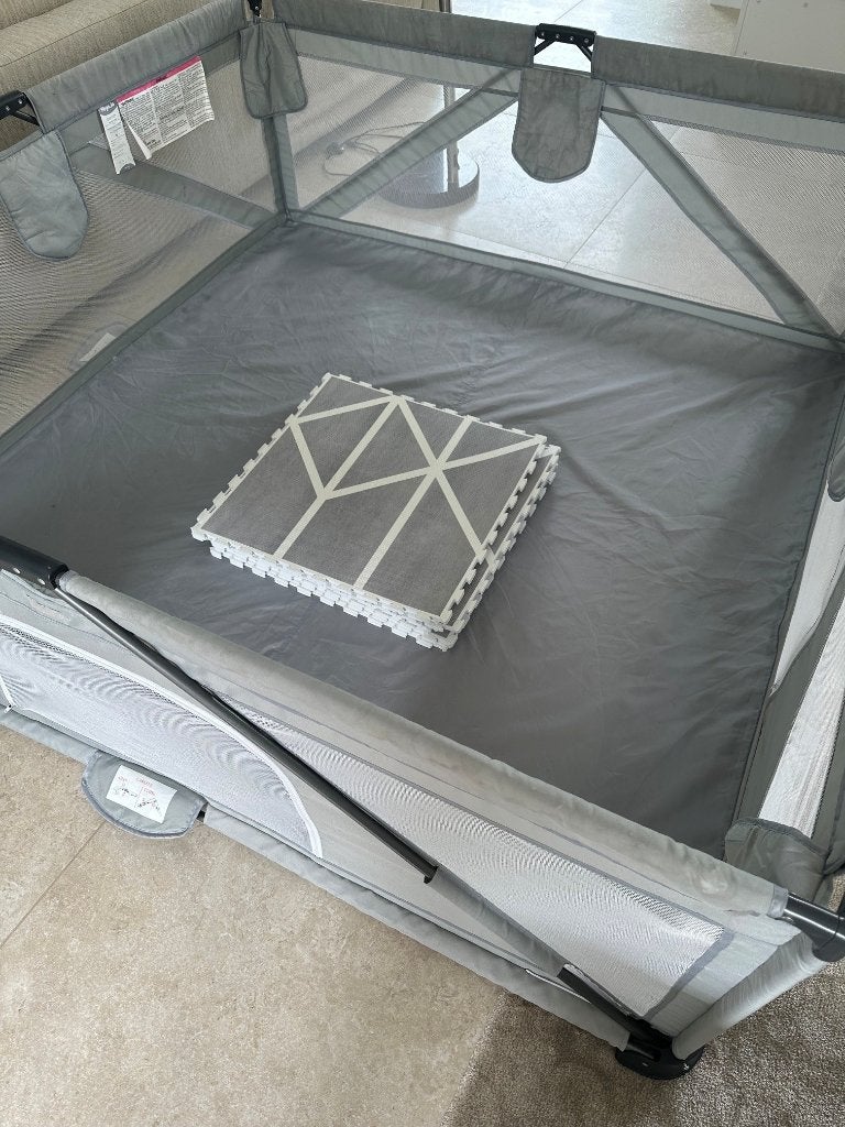 Grote (compact)opvouwbare speelbox 180x180cm en vloertegels, Ophalen, Zo goed als nieuw, Vierkant