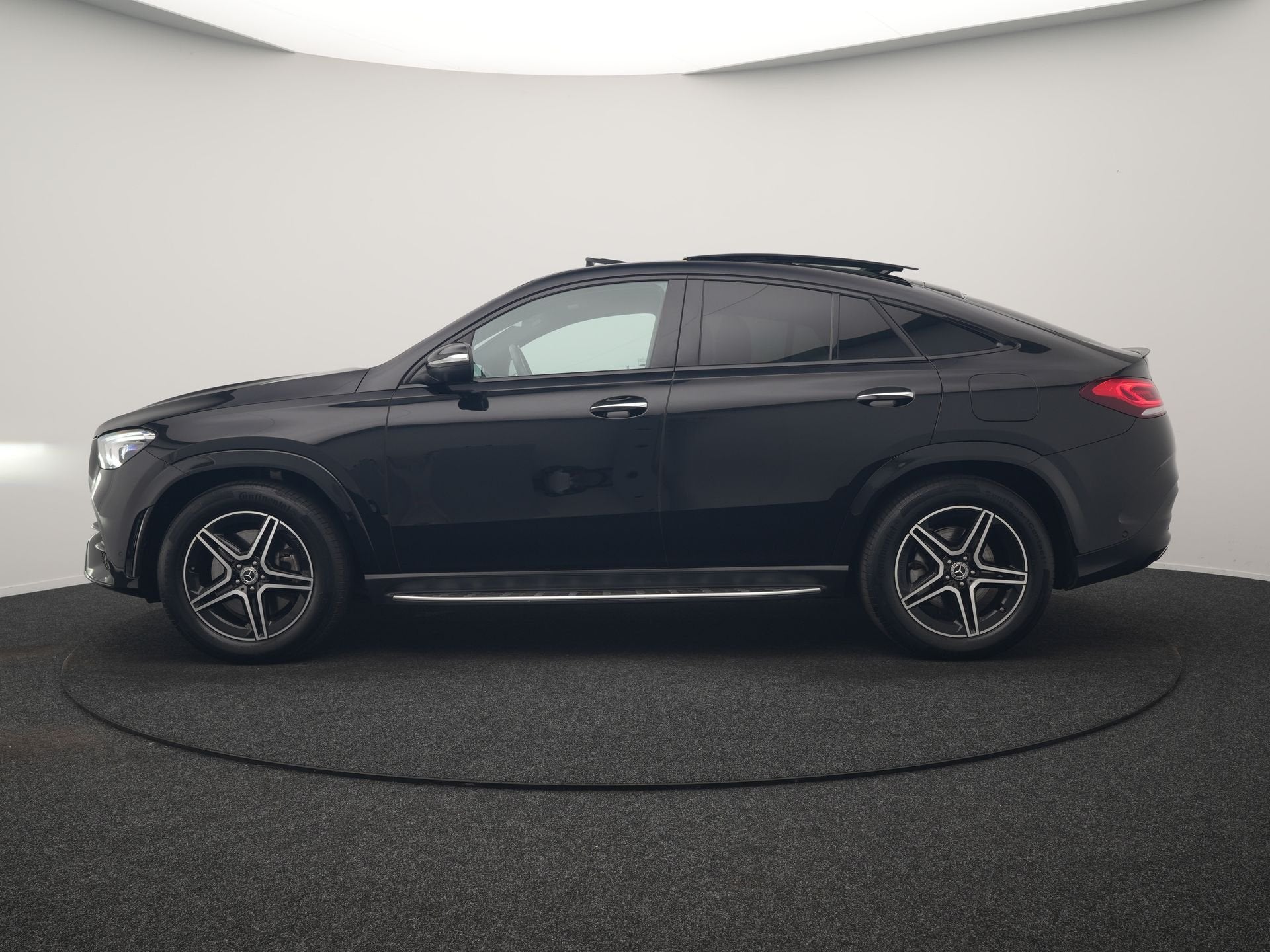 Mercedes-Benz GLE Coupé 350 e 4MATIC AMG Line PHEV 333pk De, Auto's, Dealer onderhouden, 2625 kg, Gebruikt, Zwart