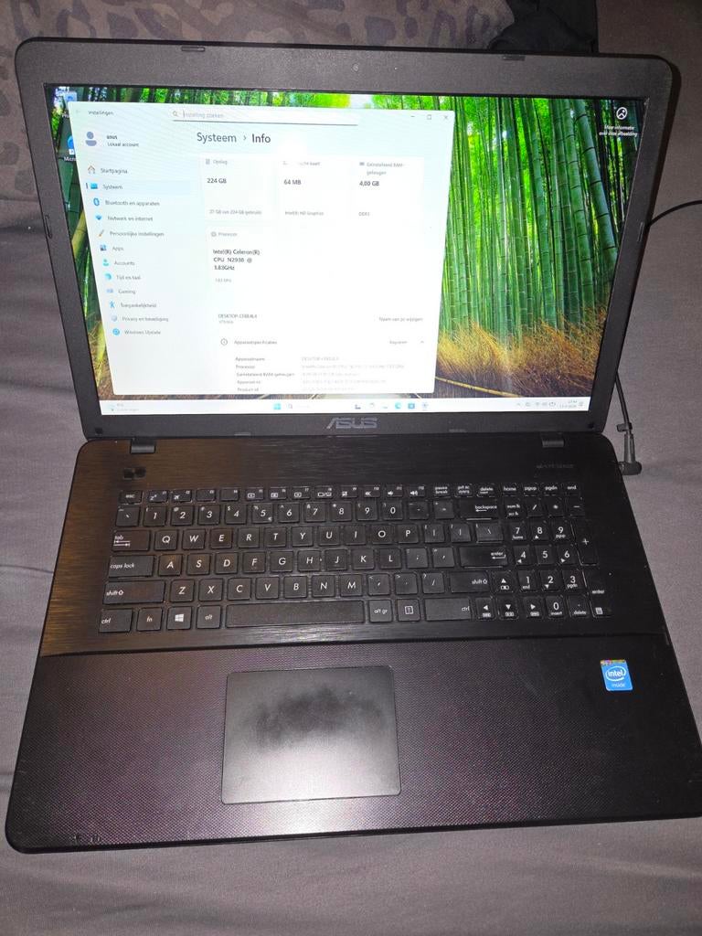 Asus laptop F751M met 240 gb ssd en windows 11, Computers en Software, Windows Laptops, 256 GB, Met videokaart, Asus, Ophalen of Verzenden