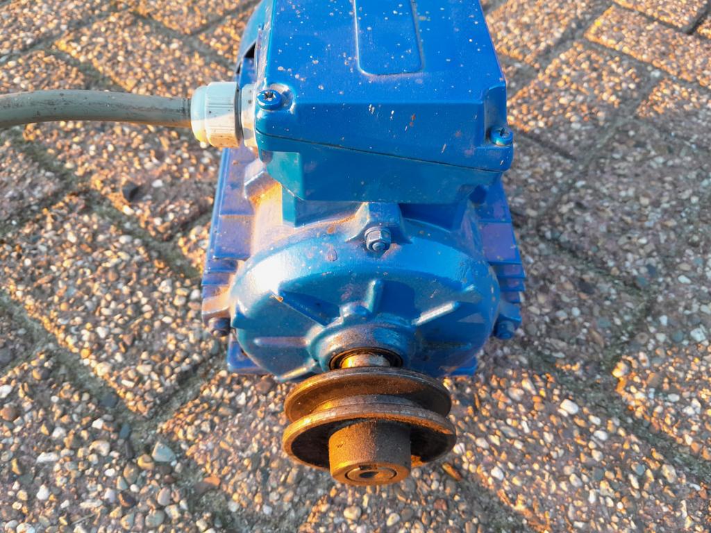 Cantoni elektromotor, Ophalen, Gebruikt
