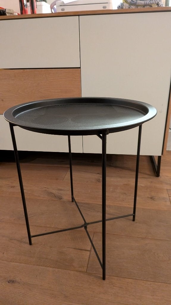 Zwarte metalen tray table inklapbaar rond dienblad, Ophalen, Minder dan 50 cm, Gebruikt, Minder dan 100 cm