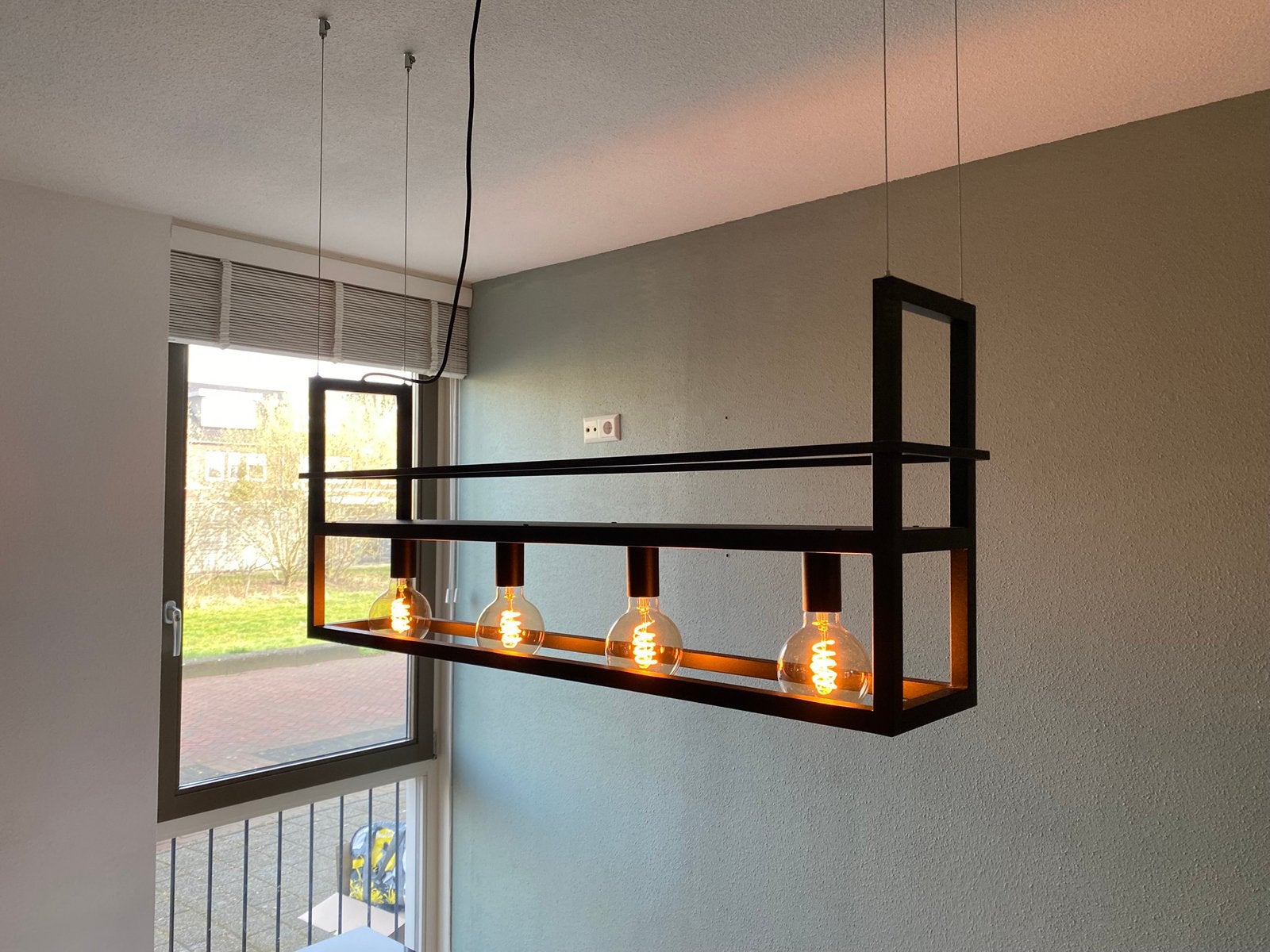 Industriële lamp, Ophalen, Zo goed als nieuw