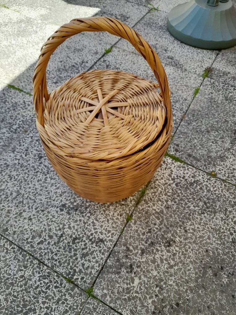 rieten mand, Mand, Rond, Ophalen of Verzenden, Zo goed als nieuw