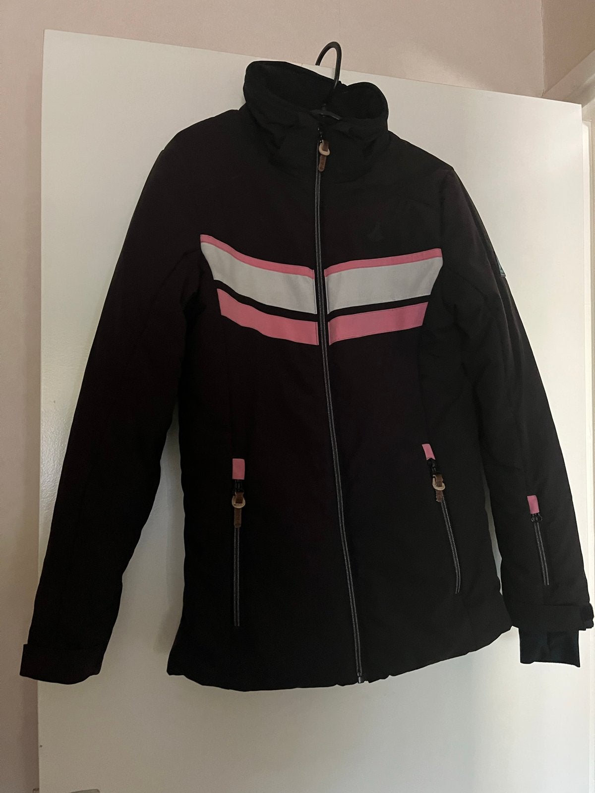 Bjornson ski-jas dames maat 36 zwart/roze/wit, Kleding | Dames, Ophalen of Verzenden, Zo goed als nieuw, Maat 36 (S), Jack