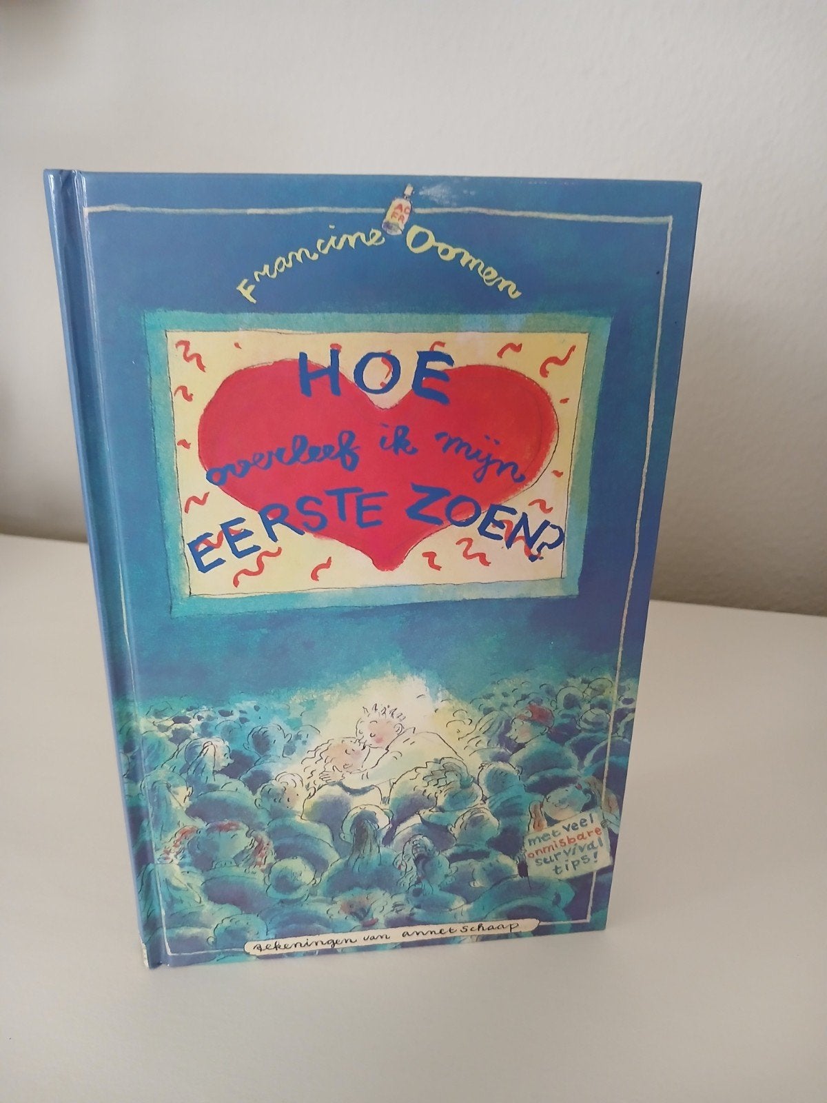 Francine Oomen - Hoe overleef ik mijn eerste zoen?, Fictie algemeen, Francine Oomen, Ophalen of Verzenden, Zo goed als nieuw