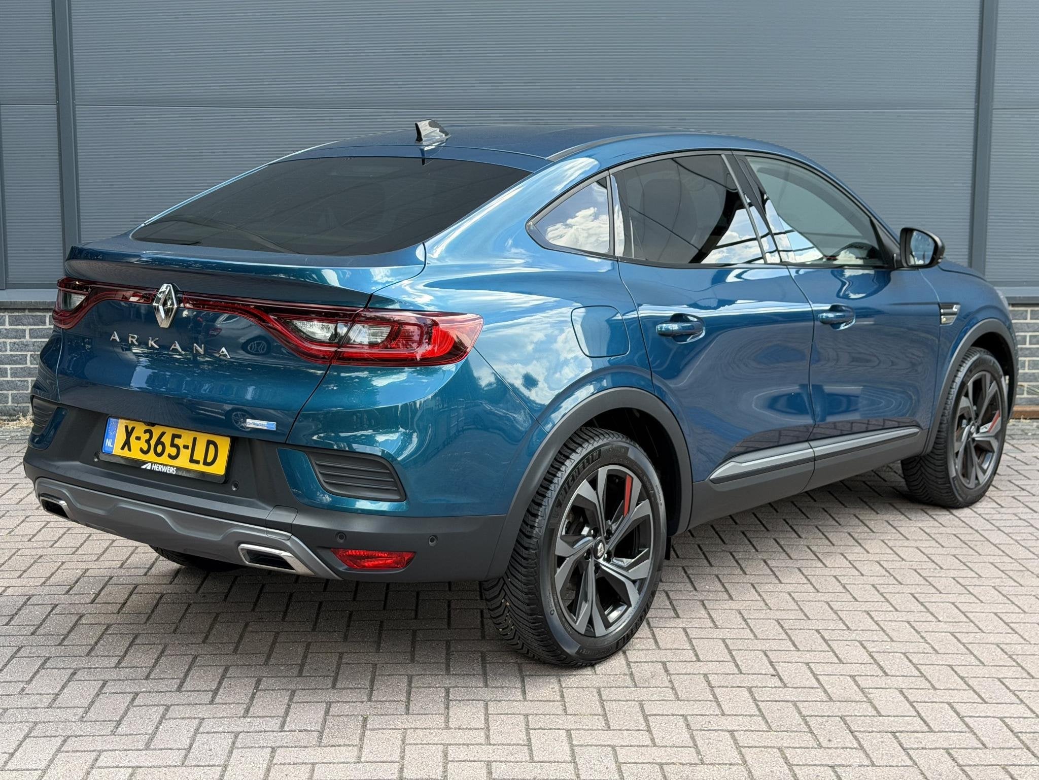 Renault Arkana 1.6 E-Tech Full Hybrid 145 R.S. Line / Elektr, Auto's, Renault, Arkana, Gebruikt, Euro 6, Blauw