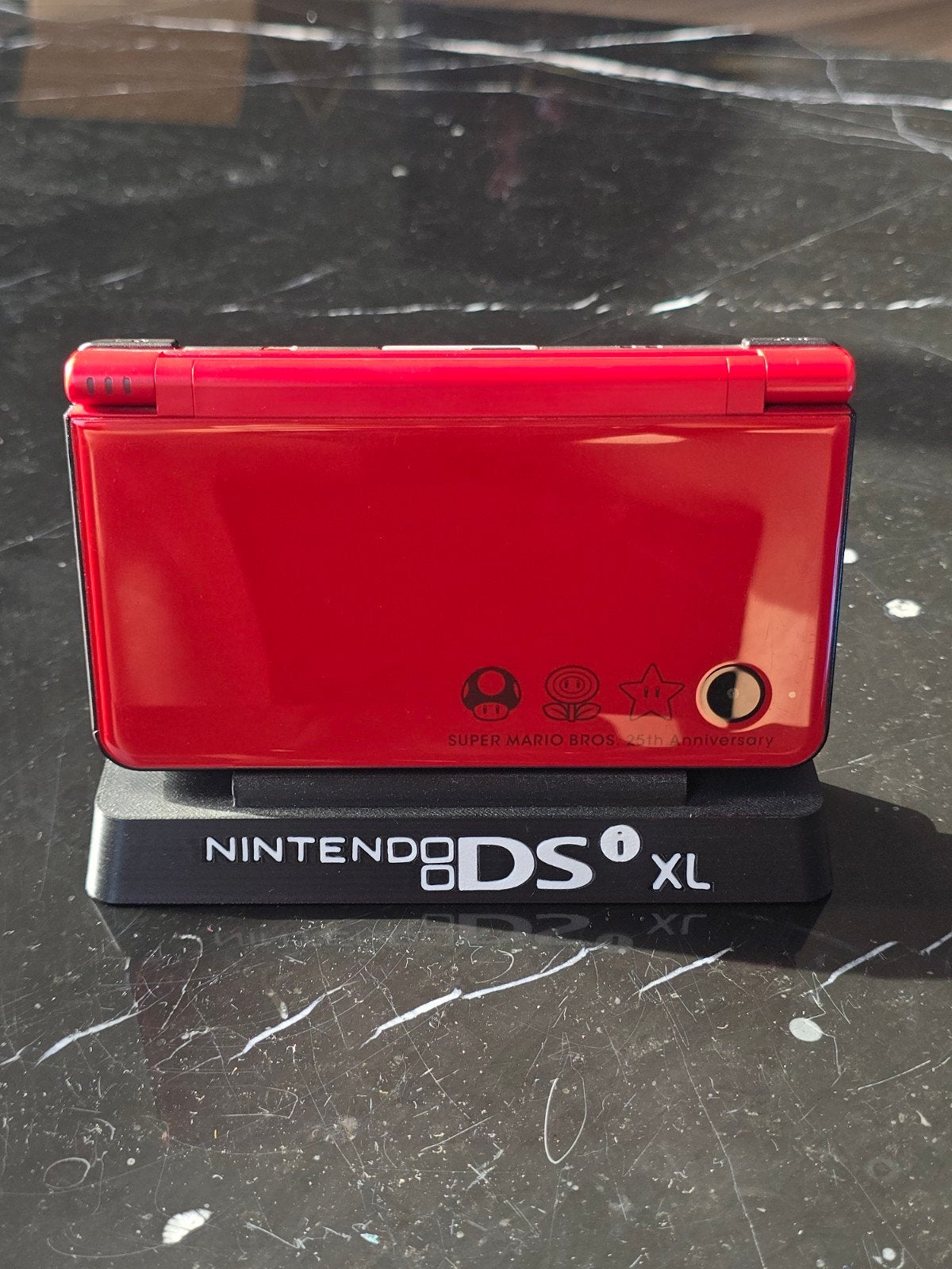 Nintendo DSi XL Rood - Super Mario Bros 25th Anniversary, Ophalen of Verzenden, Gebruikt, Rood, Dsi XL