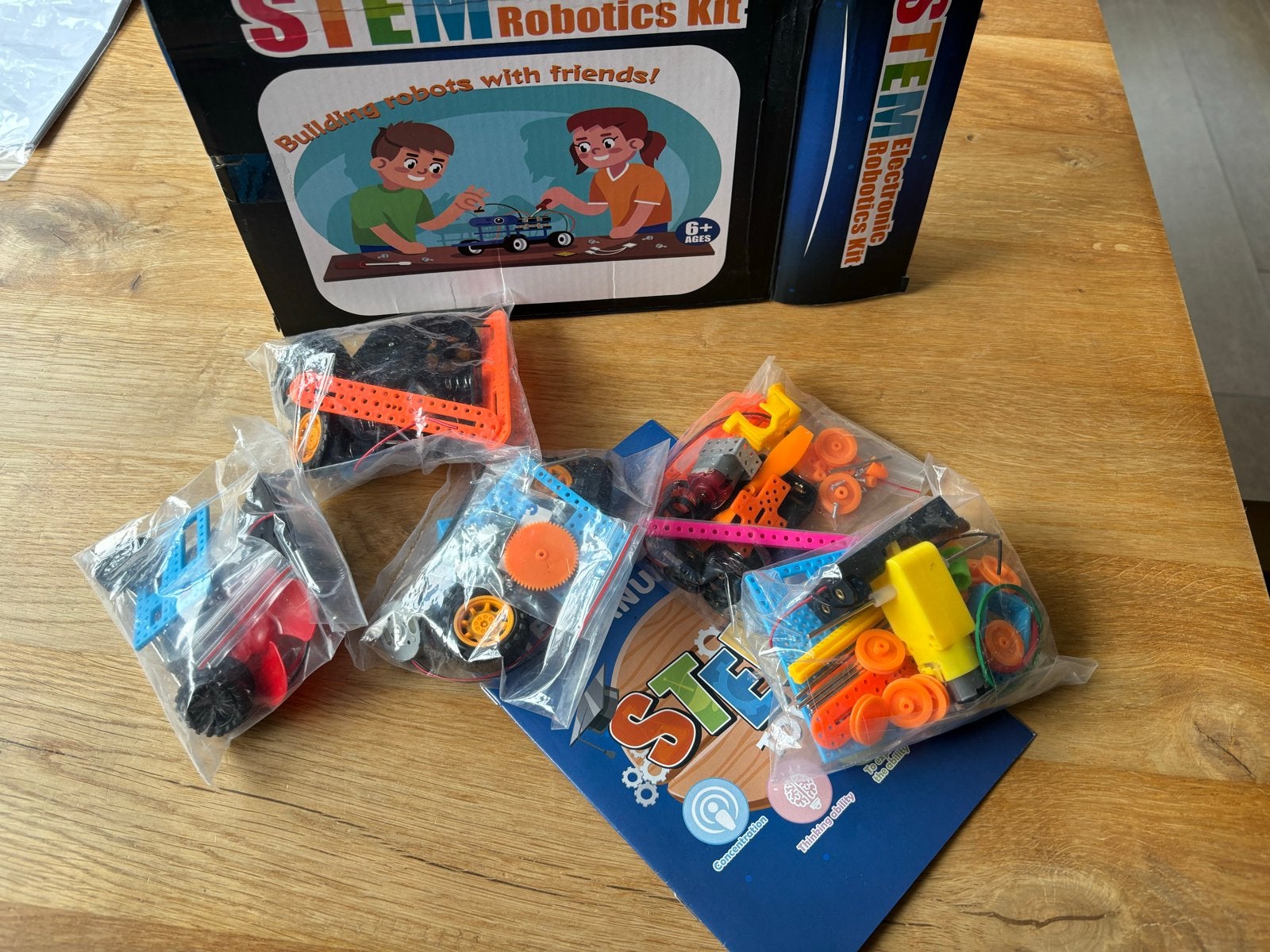 STEM Robotica Kit - Bouw je eigen robots!, Ophalen of Verzenden, Nieuw, Knutselen
