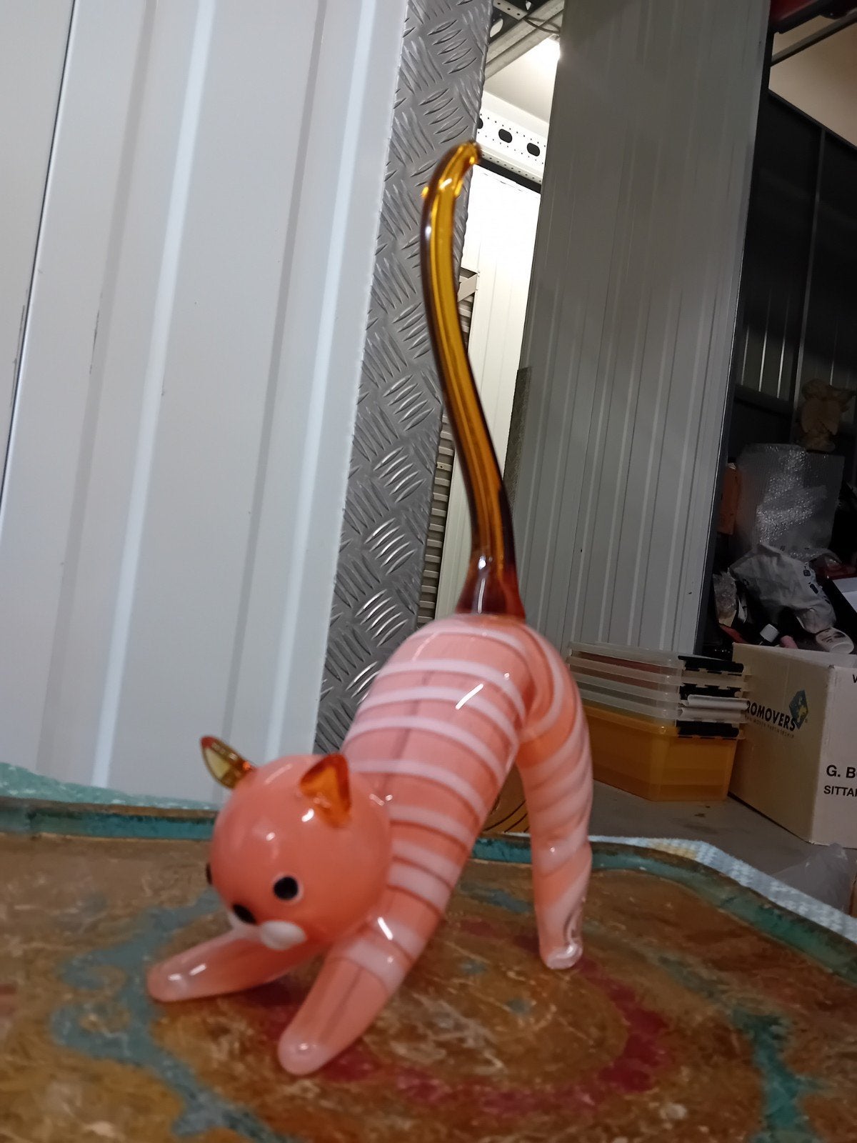 Murano glazen kat - Roze met witte strepen, Ophalen of Verzenden