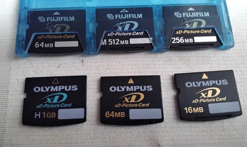 ≥ XD PICTURE CARD 512mb 16mb 64mb 256mb 1gb Fuji Olympus